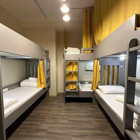 Business Backpackers Jbr Hostel Дубай Екстериор снимка