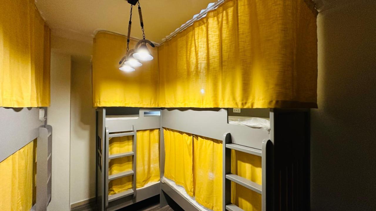 Business Backpackers Jbr Hostel Дубай Екстериор снимка