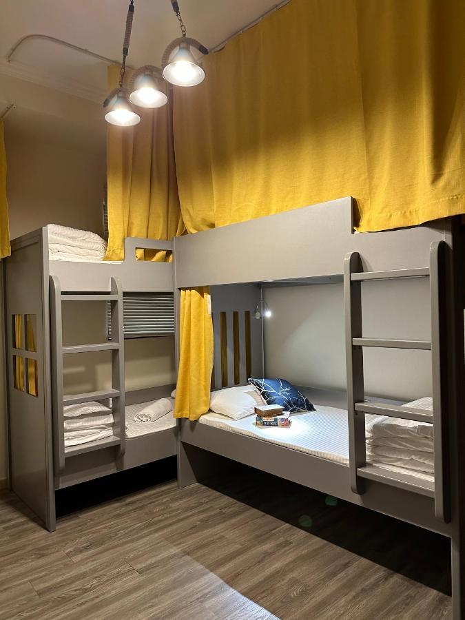 Business Backpackers Jbr Hostel Дубай Екстериор снимка